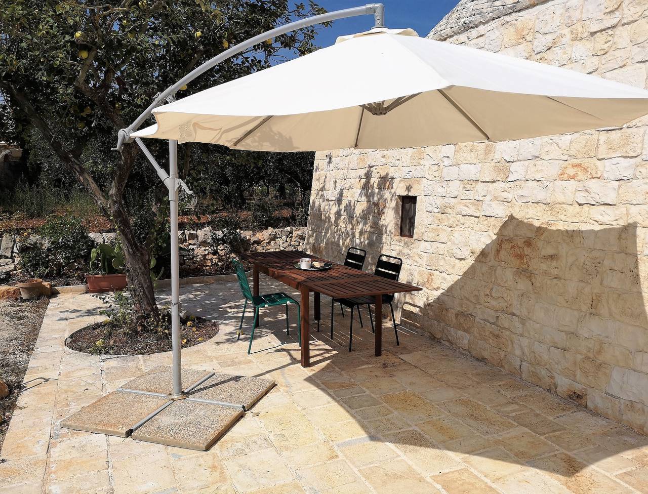 Trullo 'Caliandro' con Terraza Privada, Jardín Privado y Wi-Fi in Martina Franca, Provincia de Taranto