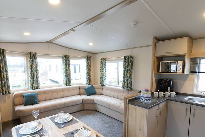 Static caravan for 6 people in Hampshire