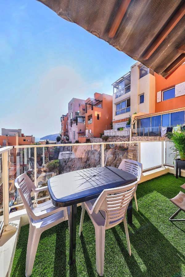 Gîte pour 4 personnes, avec terrasse et vue dans Iles Du Frioul
