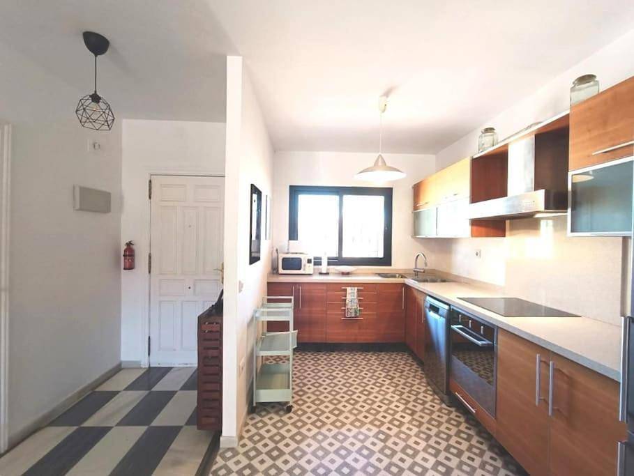 Three-Bedroom House in Sancti Petri, Chiclana de la Frontera