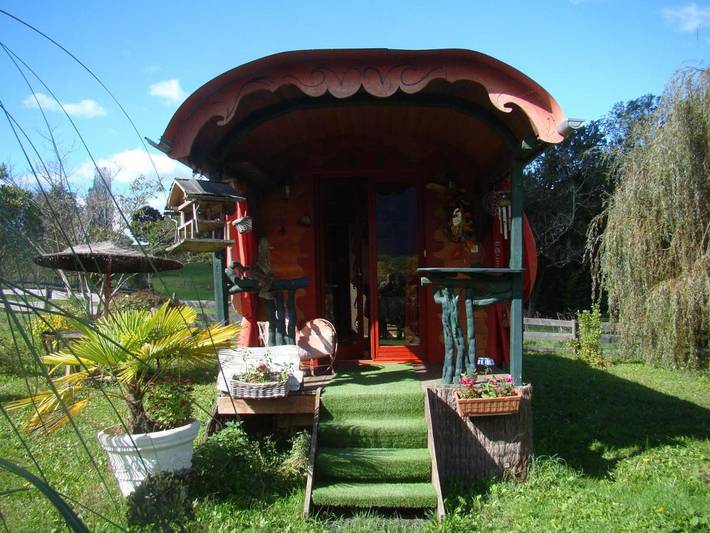 Location de vacances pour 2 personnes, avec jardin et vue, animaux acceptés à Yenne - 4