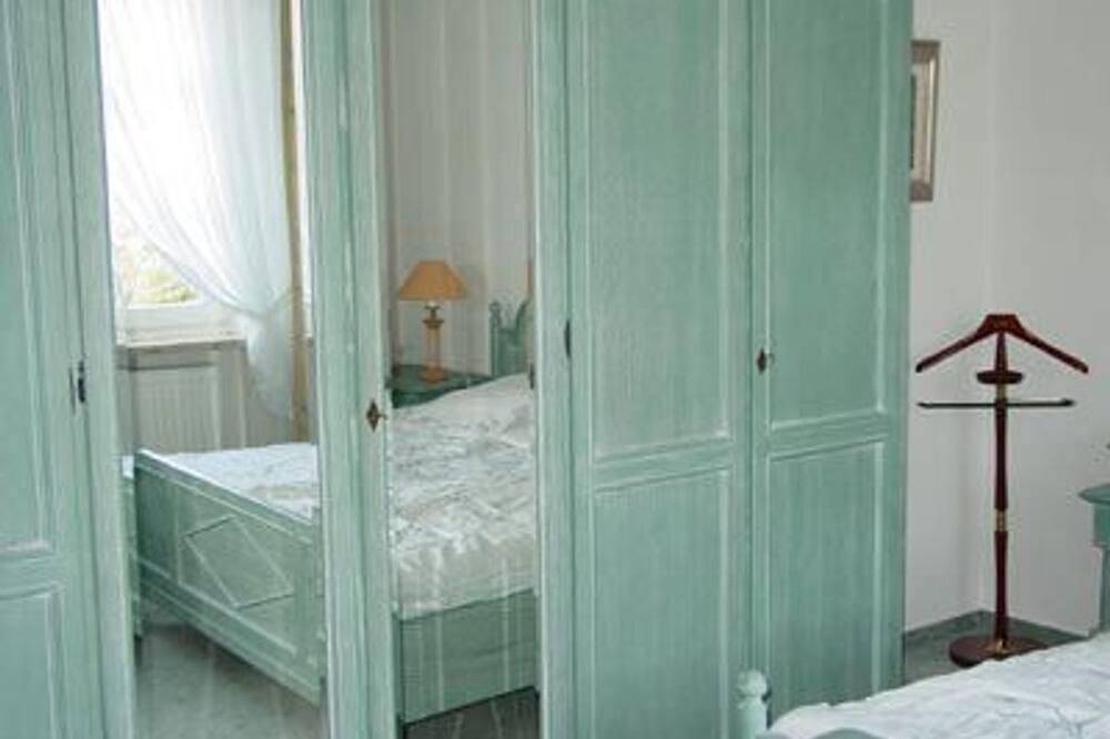 Ganze Wohnung, Haus Akasha - Ferienwohnung bis 2 Personen in Greveling, Nieblum