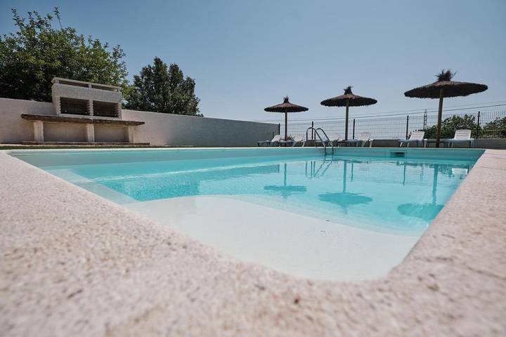 Albergue para 2 personas, con terraza además de piscina y jardín en Barbanza - 3