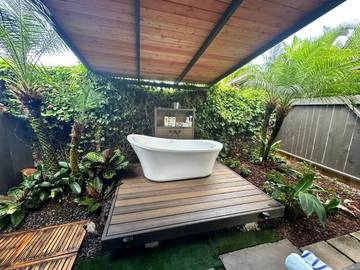 Maison d’hôte pour 2 personnes, avec vue et jardin ainsi que sauna et piscine dans Hawai