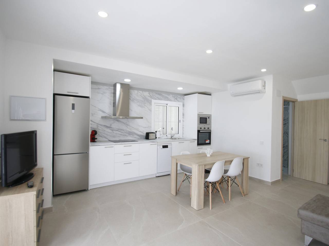 Casa mediterránea con vista al mar, Ac - 6 pers. in Parque de Montroig, Costa Dorada