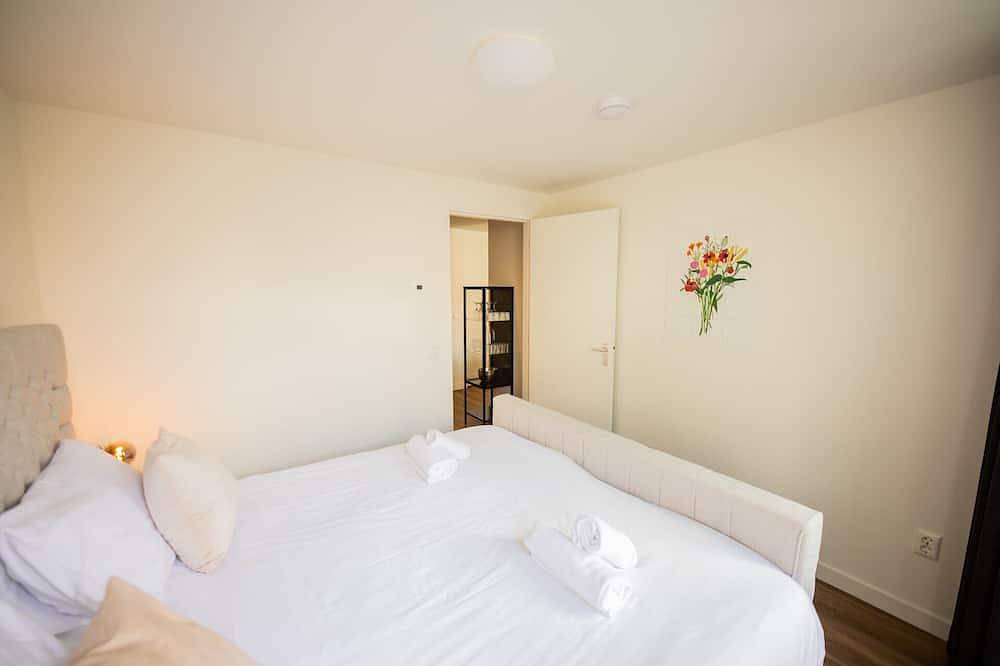 Geheel appartement, Divine 50m2 Apartment (We-39-D) in Tiel, Betuwe