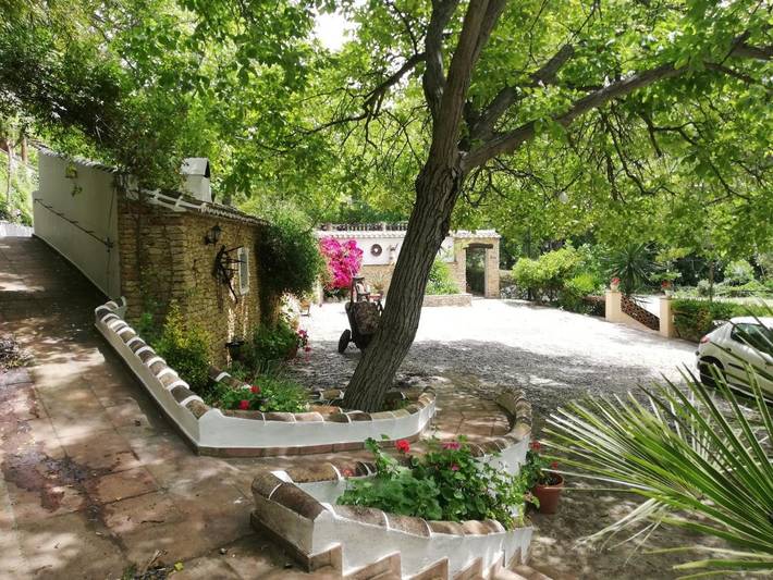 Casa rural para 9 personas, con vistas al lago y jardín además de vistas y piscina, Se admiten mascotas en Arriate - 4