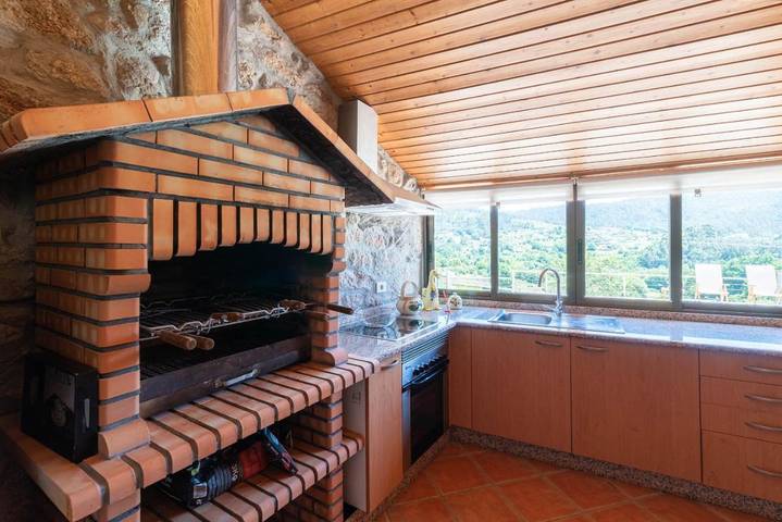 Casa rural para 8 personas, con Balcón y Terraza además de Jardín y Piscina en Sotomayor - 2