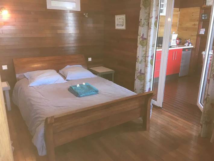 Gîte pour 2 personnes, avec jardin et piscine aux Avirons - 4