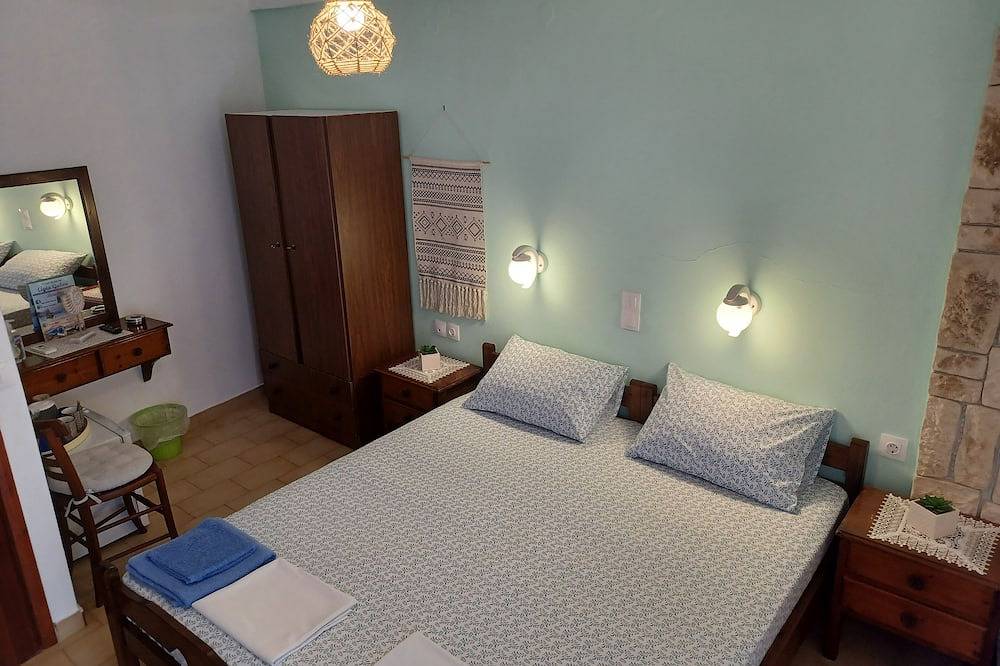 Geheel appartement, Lefteri's Rooms Ii (Appartement met Uitzicht op Zee) in Agia Galini, Rethymno en omgeving