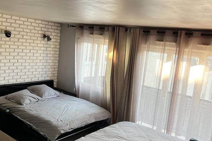 Appartement entier, Appartement Disneyland Paris face de la gare Rer val d'Europe/navette gratuite in Serris, Seine-et-Marne