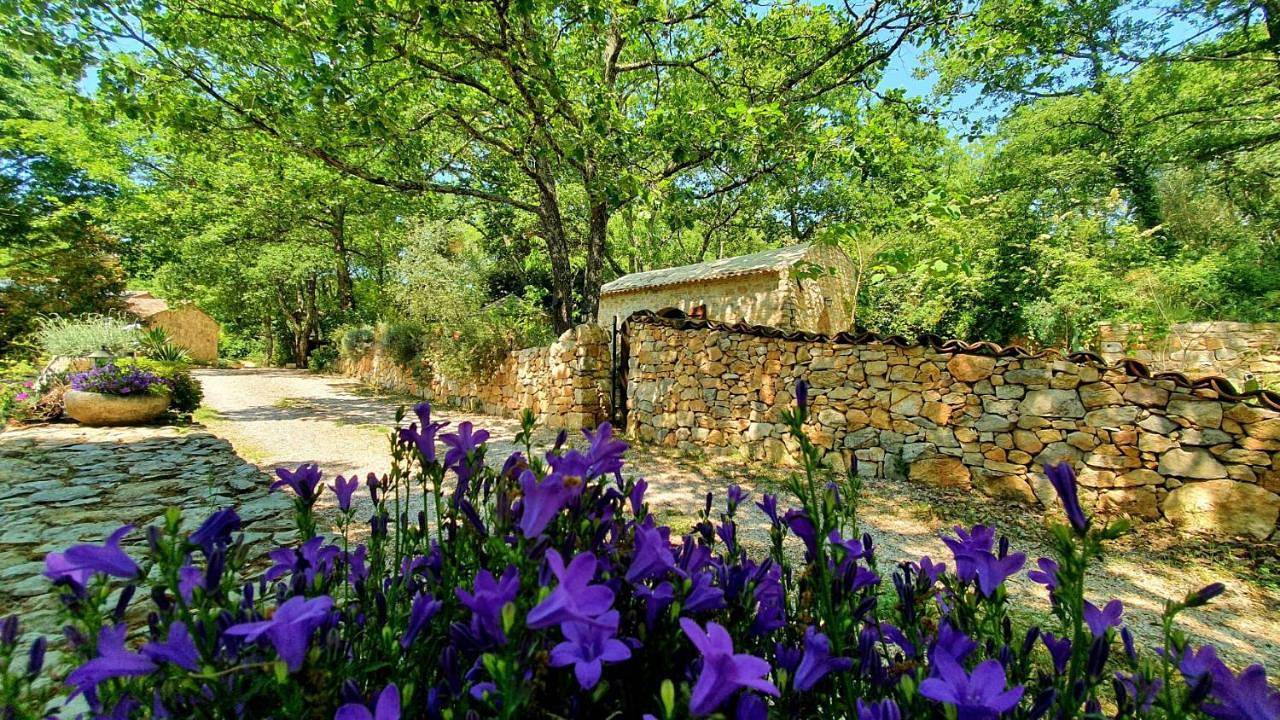 Le Donjon des Combes et son Spa in Fayence, Région de Draguignan