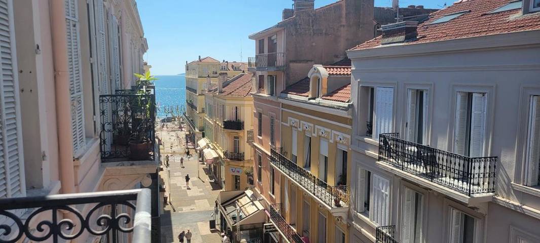 Gîte pour 5 personnes dans Gare De Saint Raphael Valescure