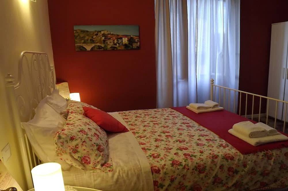 Eine Atmisfera in der Zeit ausgesetzt - Camera Brezza in Tresana, Val di Magra