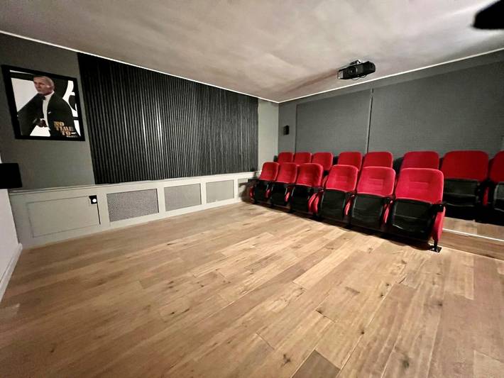 Ferienhaus für 18 Personen, mit Sauna und Whirlpool sowie Garten und Terrasse in Leer und Umgebung - 3