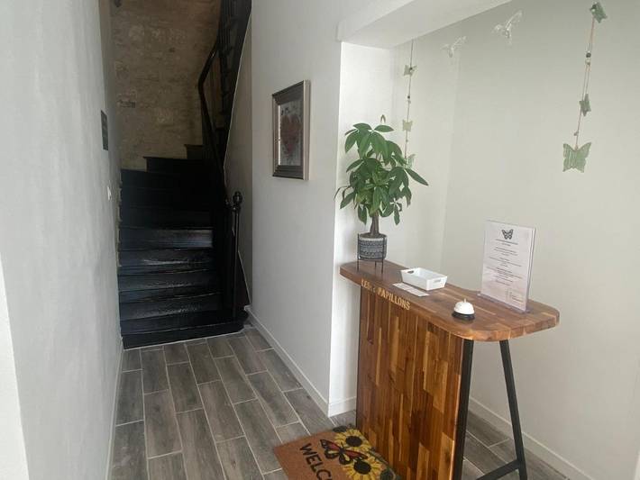 Gîte pour 2 personnes, avec Terrasse et Vue à Verteillac - 3