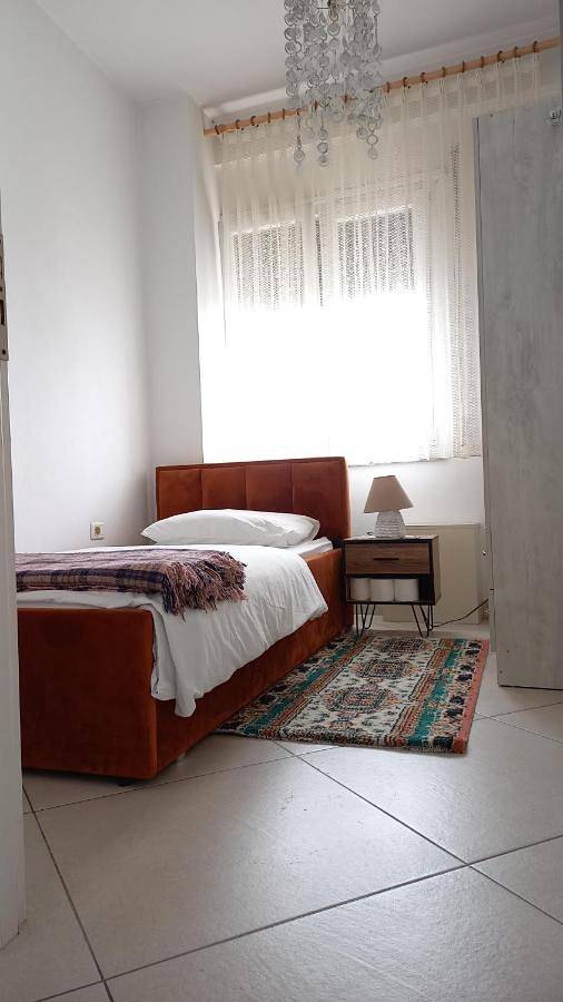 Chambre d’hôte pour 2 personnes, avec vue à Tirana - 3