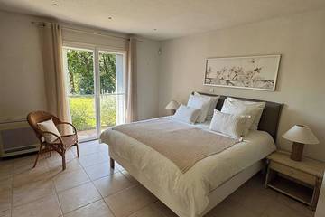 Villa pour 10 Personnes dans Villeneuve-Loubet, Région de Cannes, Photo 1