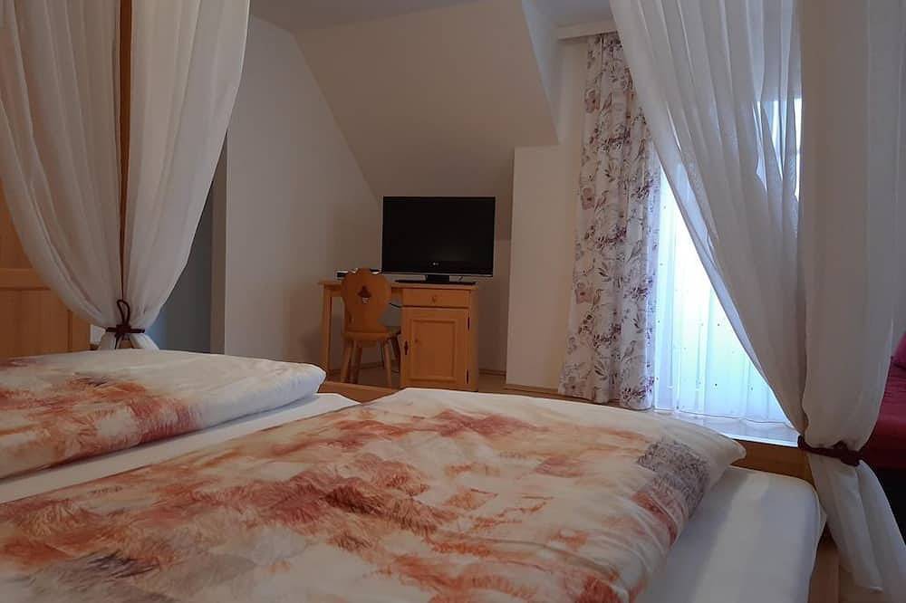 Ferienwohnung 7. Himmel - Ferienhaus Zotter in Südoststeiermark, Feldbach