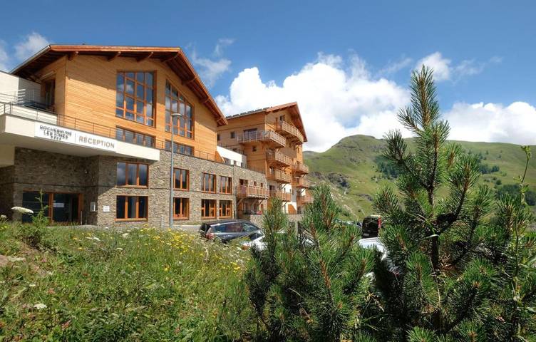 Appart’hôtel pour 6 personnes, avec sauna ainsi que piscine et jacuzzi, animaux acceptés