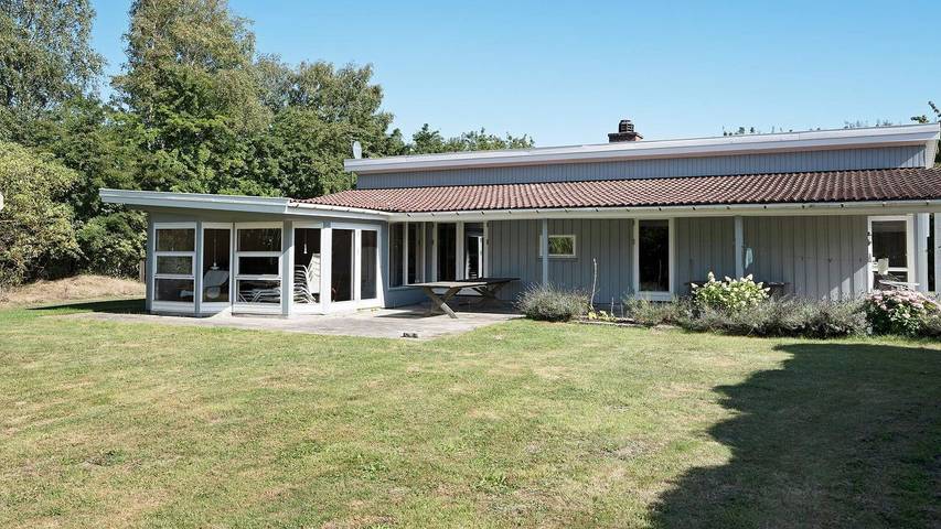 Ferienhaus für 7 Personen, mit Whirlpool und Terrasse sowie Sauna in Dannemare