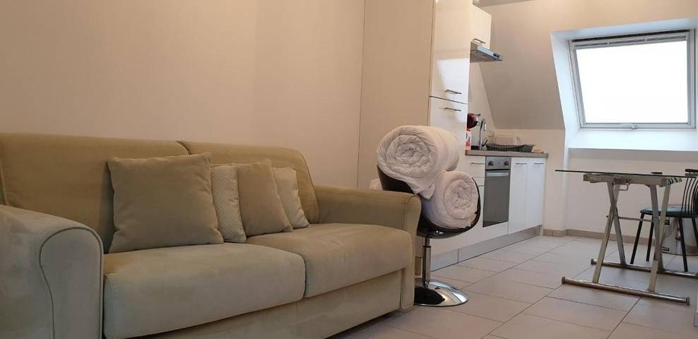 Gîte pour 6 personnes, avec terrasse à Flers - 2