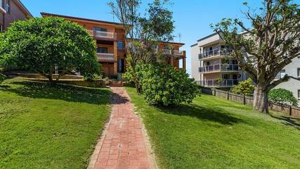 Holiday Home for 12 People in Yamba, New South Wales, Photo 1