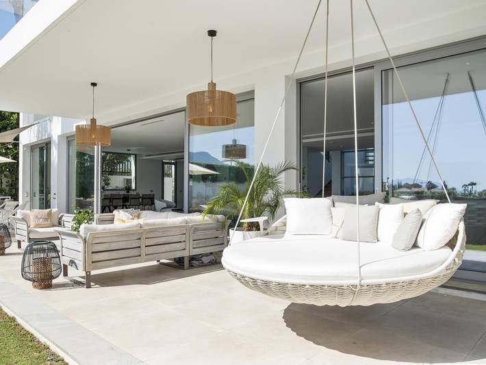 Feriehus for 8 personer med terrasse in Las Chapas, Marbella