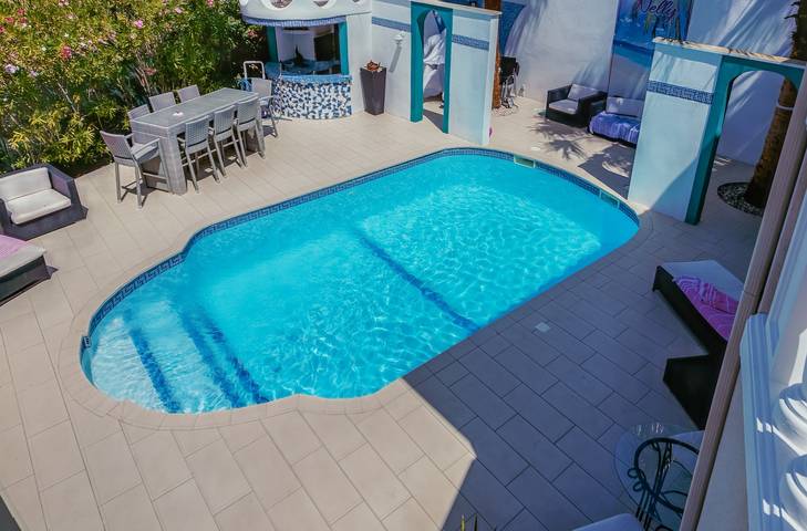 Apartamento de vacaciones para 4 personas, con balcón y piscina - 1
