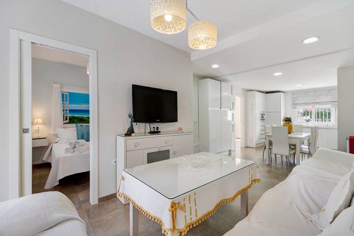 Ganze Wohnung, Ferienwohnung Casa Blanca mit privater Terrasse, Balkon und Wlan in Rota, Costa de la Luz