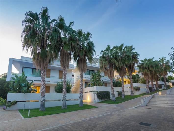 Appartamento per 6 persone, con Balcone/Terrazza e Idromassaggio nonché Piscina per bambini e Piscina a Marina di Ragusa