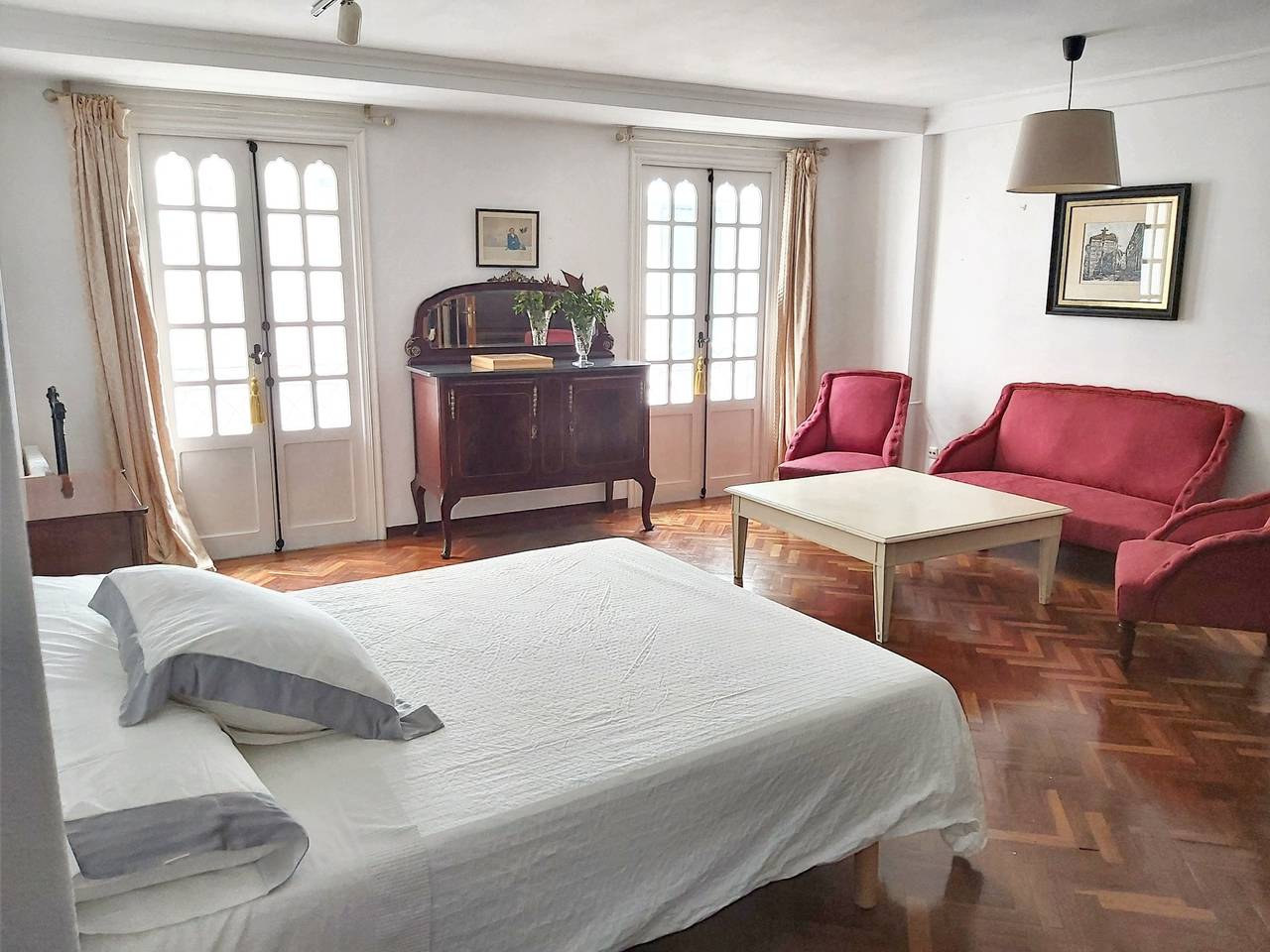 Spacious house with terrace and balcony in A Coruña in La Coruña, Galician Coast
