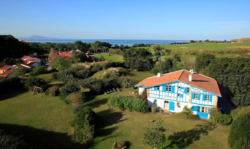 Chambre d’hôte pour 2 personnes, avec jardin dans Golf d'Ilbarritz