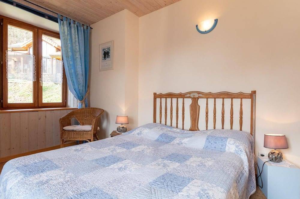 Eco-friendly lodging near Ballon de Servance in Plancher-les-Mines, Parc naturel régional des Ballons des Vosges