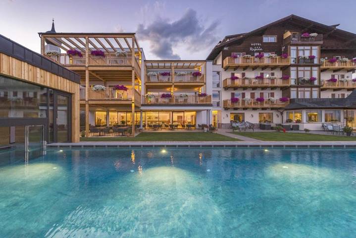 Hôtel pour 3 personnes, avec piscine et vue ainsi que jardin et sauna dans Soprabolzano - 2