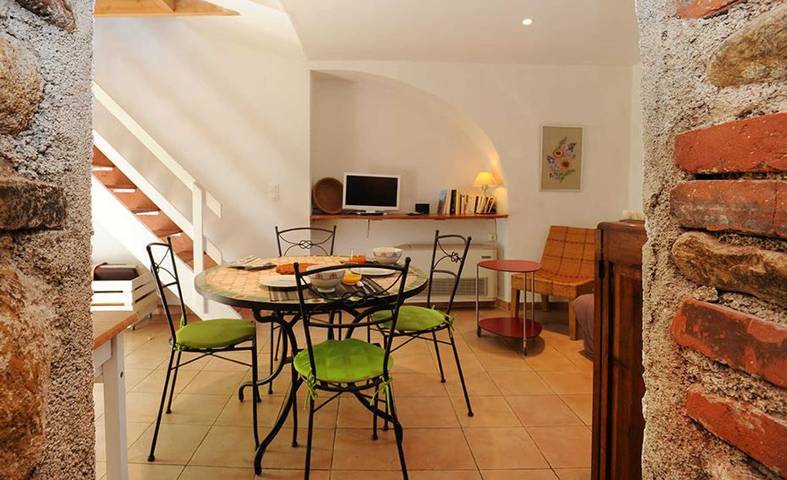 Gîte pour 2 personnes, avec Terrasse et Jardin