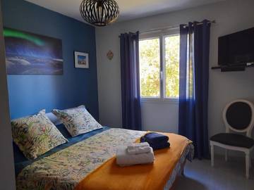 Chambre d’hôte pour 3 personnes, avec jardin et vue dans Chamarandes-Choignes