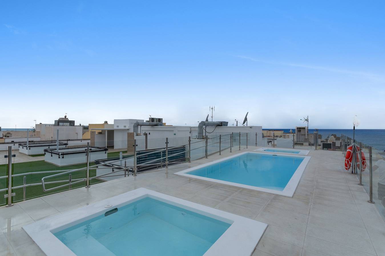 Apartamento inteiro, Apartamento de Férias 'Lupama Suite' com Piscina Privada, Wi-Fi e Ar Condicionado in El Vento, Grã Canária (Sul)