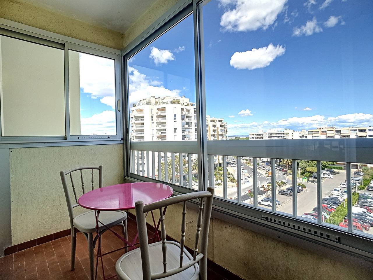 Apartamento entero, Apartamento F3 - 6 Plazas - Cerca de Playa y Puerto - Aire Acondicionado in Carnon-Plage, Mauguio