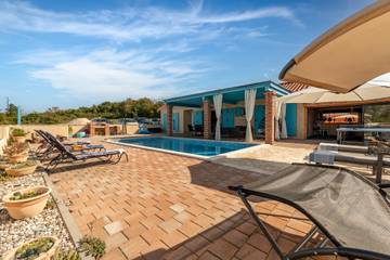 Villa for 6 People in Sukosan, Zadar, Photo 4