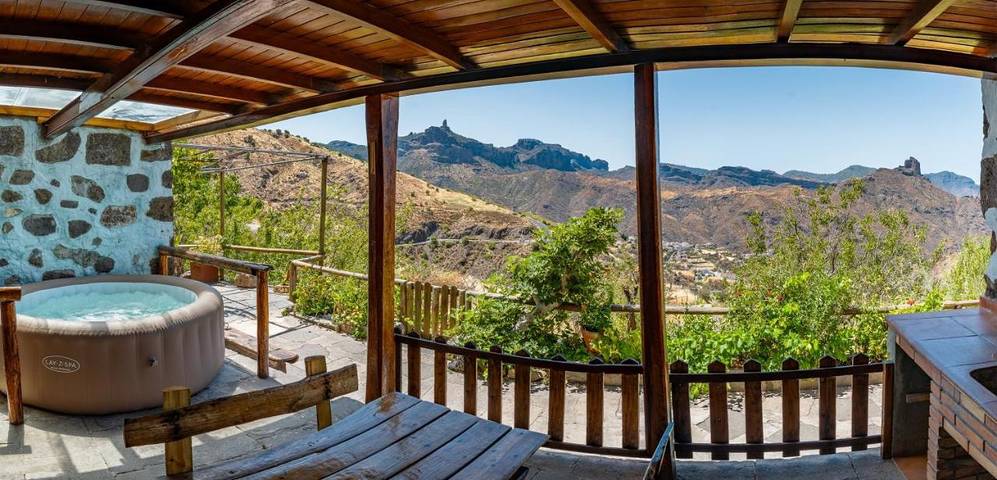 Casa rural para 6 personas, con Jacuzzi y Terraza además de Jardín y Vistas en Tejeda
