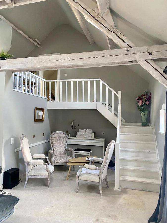 Location de vacances pour 10 personnes, avec jardin et piscine, animaux acceptés dans Bierges - 2