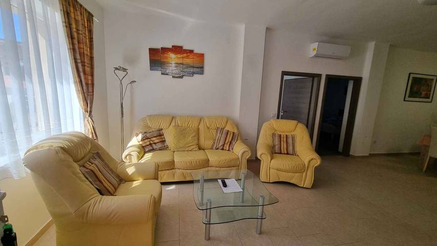 Ferienwohnung für 6 Personen, mit Garten in Balatonlelle