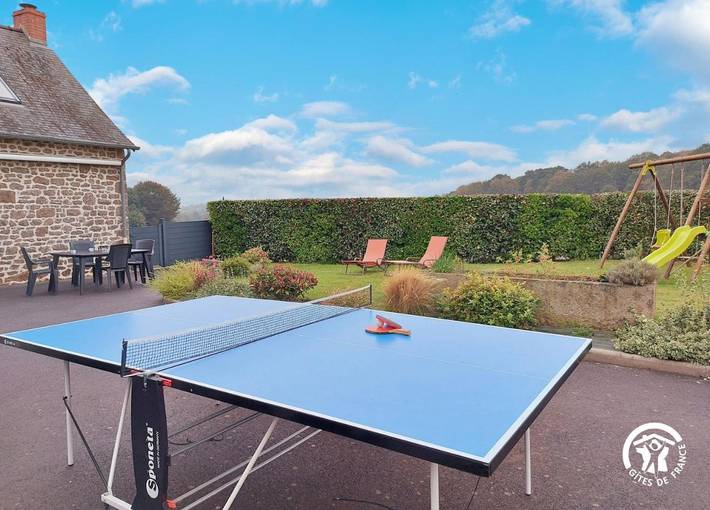 Location de vacances pour 4 personnes, avec jardin et terrasse à Pontmain - 4