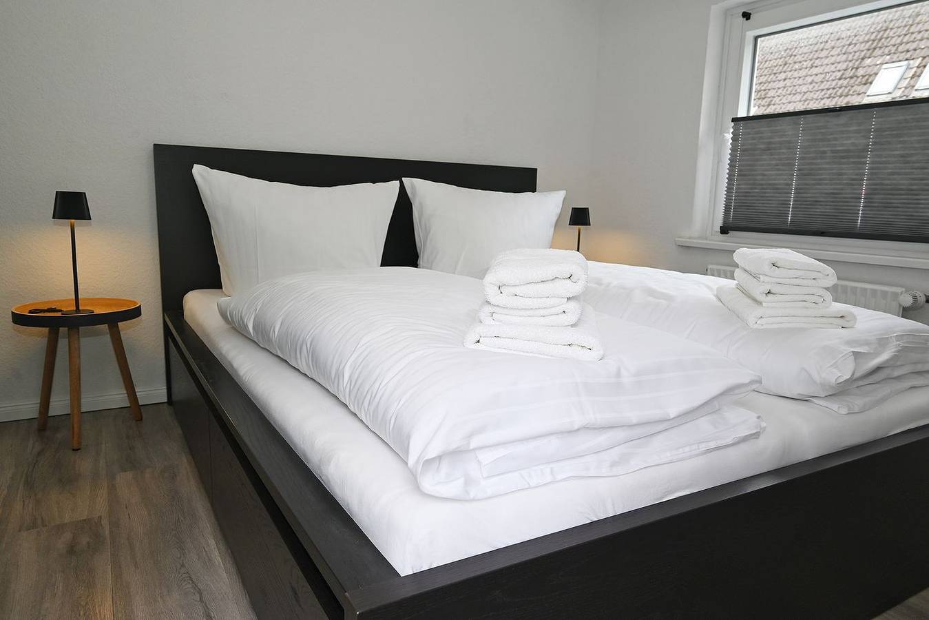 Ganze Wohnung, The Lodge I - gemütliche Ferienwohnung mit Garten in Hafen Büsum, Büsum