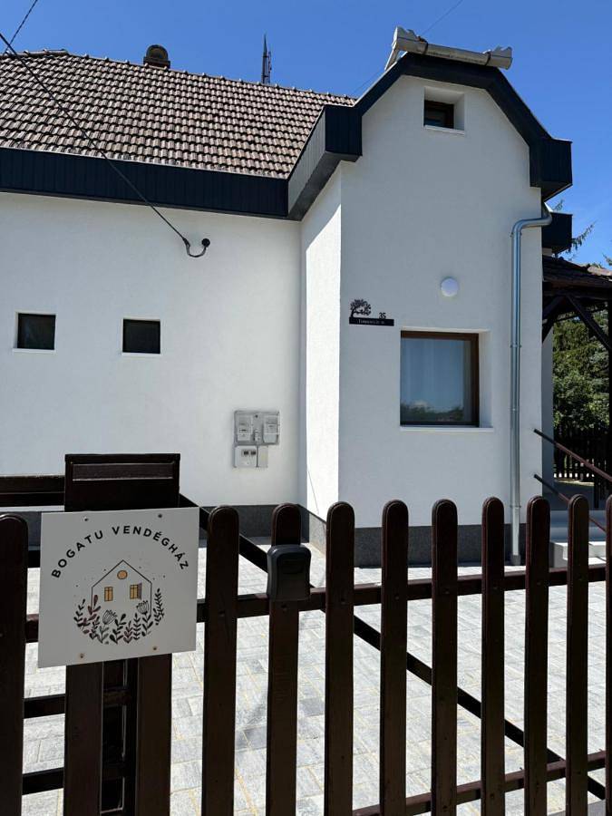 Cały apartament, Bogatu Vendégház in Bogács, Komitat Borsod-Abaúj-Zemplén