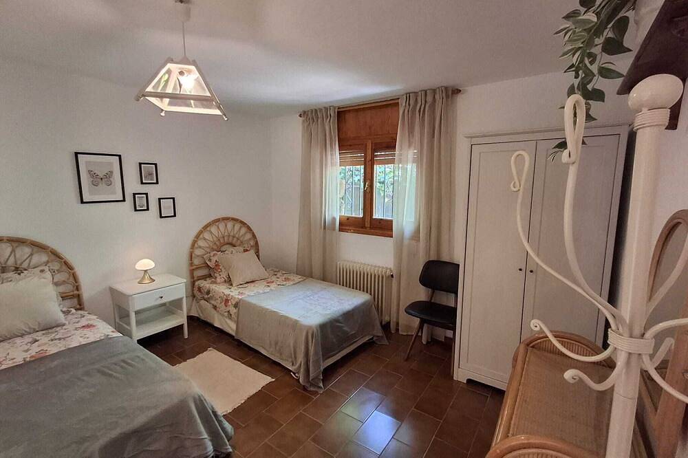 Apartamento entero, **El Jardin Secreto**: casa con encanto en El Boalo (Sierra de Madrid) in El Boalo, Provincia de Madrid