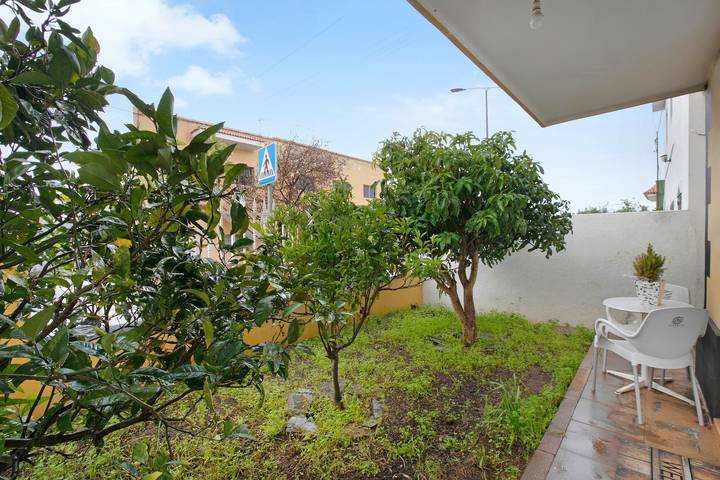 Hel lägenhet, Holiday Apartment 'Mario' with Mountain Views, Wi-Fi and Air Conditioning in San Cristóbal de La Laguna, East Coast of Tenerife