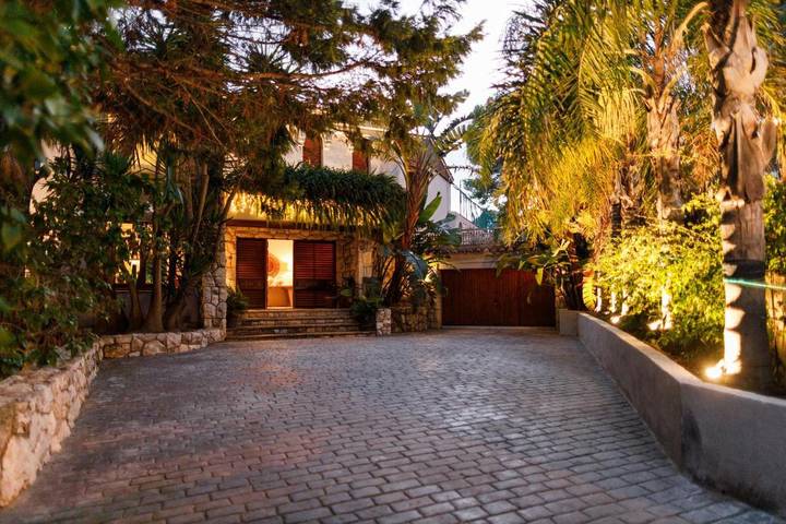 Villa pour 14 personnes, avec piscine ainsi que sauna et jardin à Salou - 4