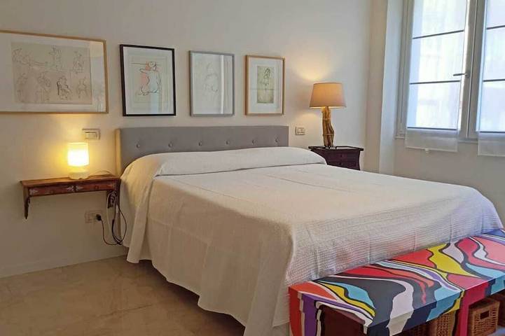 Entire apartment, Wonderful apartment in Bologna center, 1615 sq.ft, bright and comfortable in Bologna, Bologna Province